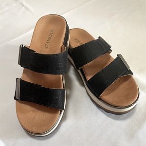 Vionic Brandie Flatform Sandal Size 7
